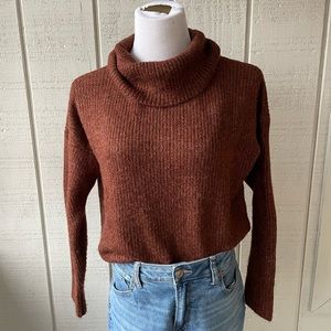 Old Navy Rust Brown size medium knit turtleneck